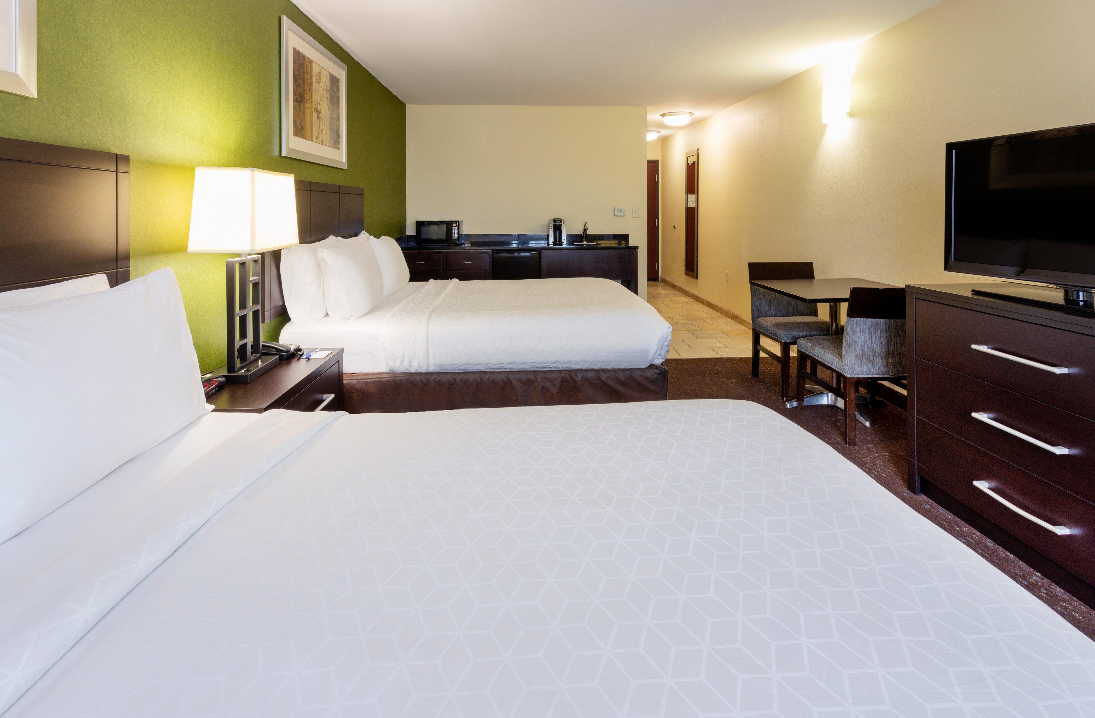 Holiday Inn Express And Suites Rochester West-Medical Center By Ihg Exterior photo